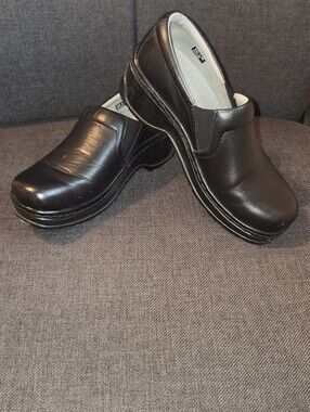 Klogs Black Slip-On Work Clogs